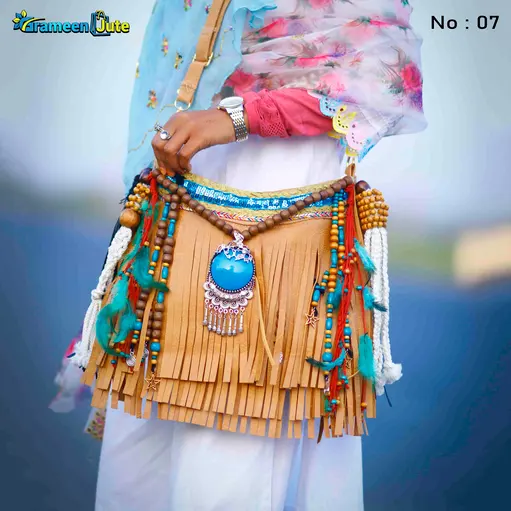 Deshio Fringe Bag — Camel Color